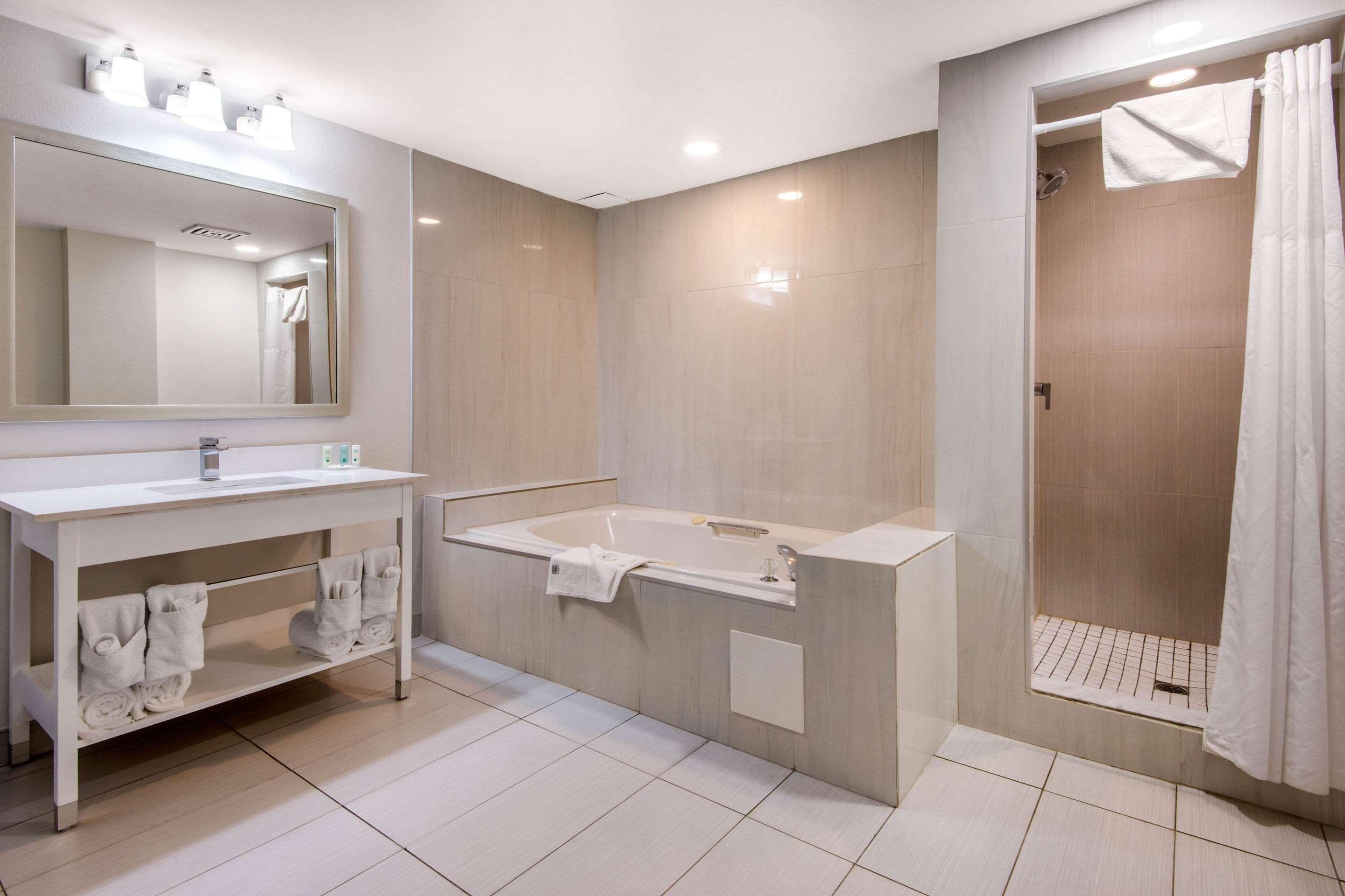 Inn Quality & Conference Centre Orillia