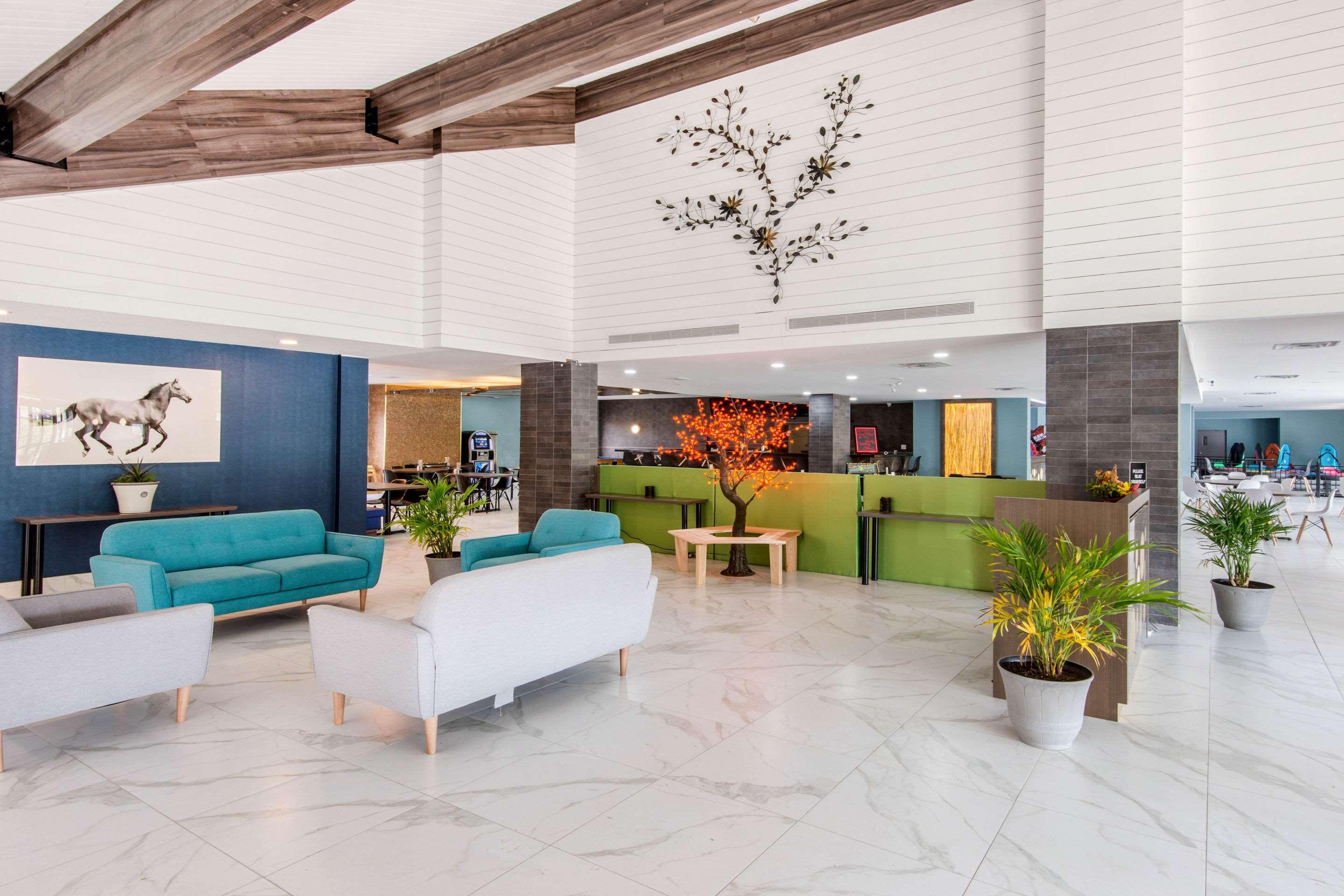 Inn Quality & Conference Centre