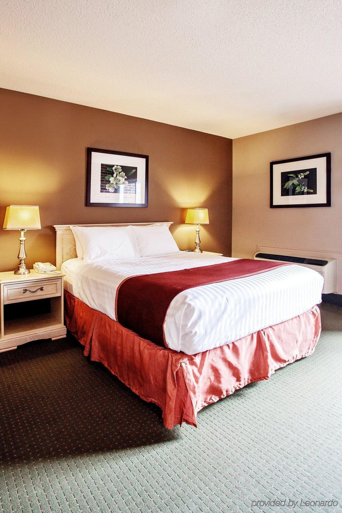 Quality & Conference Centre Inn 3*